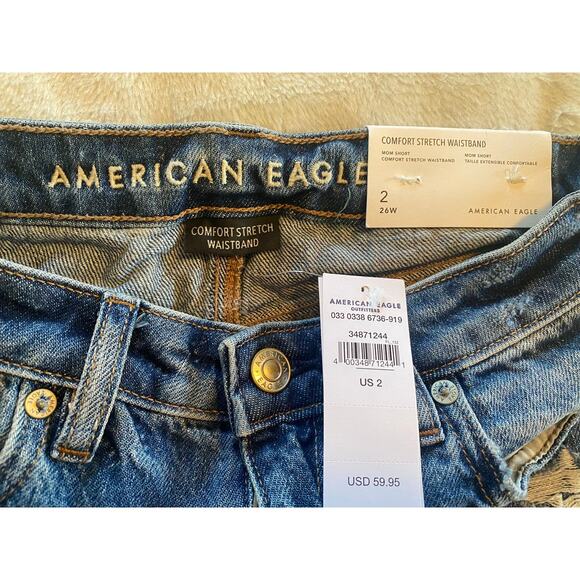 NWT AMERICAN EAGLE JEAN SHORTS 2 26 BLUE MOM DENIM RIPPED DISTRESSED FRAYED CHEW - Picture 3 of 9
